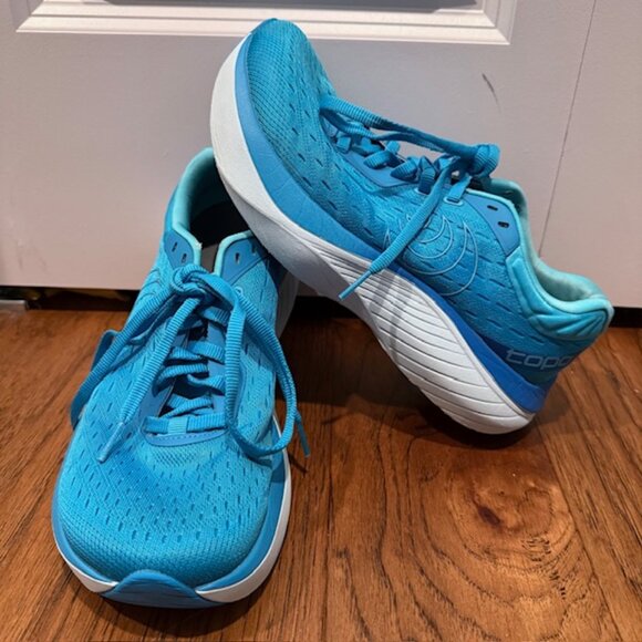 Topo Athletic Atmos - Picture 6 of 8